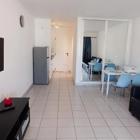 Apartment En Playa Roca Primer Linea De Mar *