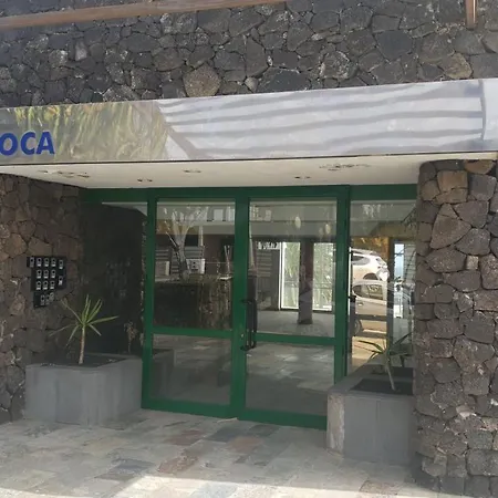 En Playa Roca Primer Linea De Mar Lejlighed Costa Teguise