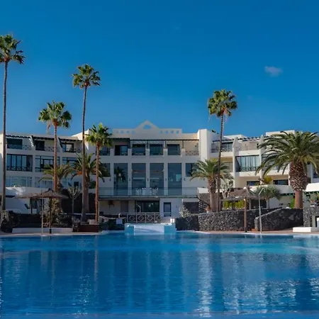 Lejlighed En Playa Roca Primer Linea De Mar Costa Teguise